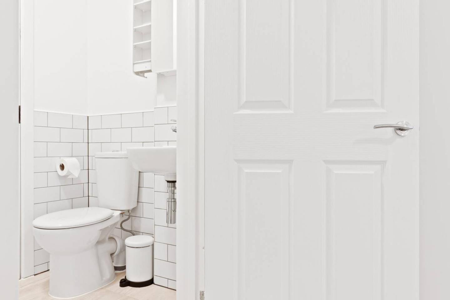 Airy Spacious 1 Bedroom Aprtment With Garden In Brixton London Exteriör bild